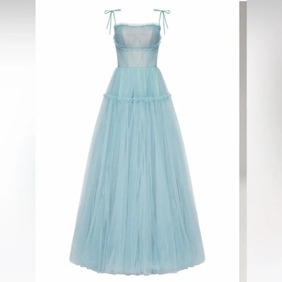 MILLA INSPIRED CUSTOM GOWN DRESS - Picture 2 of 6